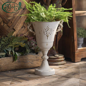 Maceta de Metal Estilo Francés Vintage para Decoración de Jardín Exterior A3010 - Product Image 2