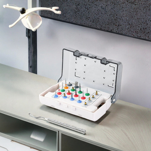 Kit de retrait de vis cassées pour implants dentaires, outil de réparation universel manuel en plastique, certifié CE par Blush Surgical - Product Image 3