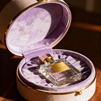 Boîte de parfum écologique fiable Logo personnalisé Matériaux recyclés Boîtes rigides à fermeture magnétique Commande acceptée par l'usine