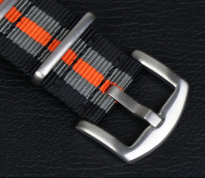 Respirant 18mm 20mm 22mm 24mm Toile Nylon Bracelet de Montre Boucle Ceinture Compatible avec <span class=keywords><strong>007</strong></span> <span class=keywords><strong>James</strong></span> <span class=keywords><strong>Bond</strong></span> Bracelets de Montre - Product Image 2