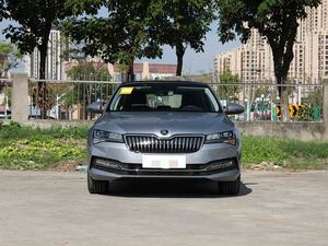 <span class=keywords><strong>Precio</strong></span> Atractivo para <span class=keywords><strong>Skoda</strong></span> <span class=keywords><strong>Superb</strong></span> Modelo 2025 TSI280 DSG Edición Premium con Techo Solar y Asientos Calefactables en Stock - Product Image 4