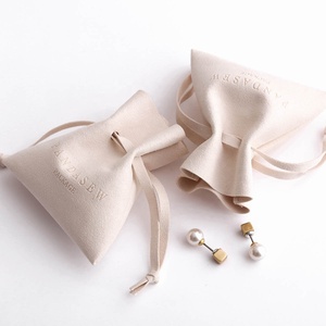 Bolsa pequeña con cordón ajustable PandaSew, personalizada e impresa, para guardar collares, anillos y pendientes, bolsa de microfibra para joyería - Product Image 5