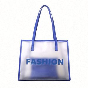 Sac de plage transparent en PVC personnalisé tendance, sac fourre-tout imperméable en PVC pour l'été avec trousse de maquillage - Product Image 1