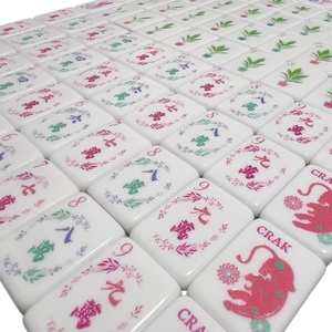 Juego de Mahjong Americano de Acrílico Rosa Claro Tallado de la Marca <span class=keywords><strong>Fengcai</strong></span>, Venta al Por Mayor Directa de Fábrica, 160 Fichas de Mahjong Americano - Product Image 3