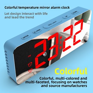 Réveil numérique LED moderne avec fonction de changement de couleur RVB, corps en plastique pour étudiants - Product Image 2