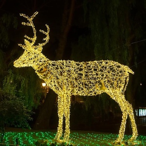 Décoration lumineuse LED personnalisée IP65 en forme de renne pour Noël, idéale pour l'affichage commercial extérieur, les parcs, les places et les projets festifs, étanche - Product Image 6