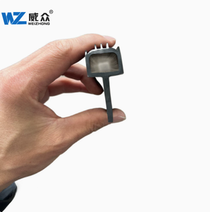 Guarnizione in Gomma EPDM per Porte Avvolgibili, Porte da Garage e Cancelli di Magazzini, Striscia Impermeabilizzante Industriale - Product Image 1