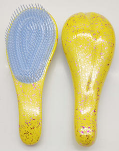 <span class=keywords><strong>Cepillo</strong></span> Desenredante Portátil con Mango Curvo <span class=keywords><strong>Anti</strong></span>-<span class=keywords><strong>Nudos</strong></span> para Masaje del Cuero Cabelludo, Uso Dual en Seco y Húmedo - Product Image 4