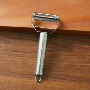 <b>Multifunctional</b> Manual Peeler & Grater for Fruit <b>Vegetables</b> Potatoes Melons Carrots & Cucumbers Home Kitchen Tool - Product Image 2