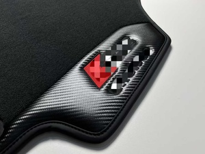 Tapis de sol de voiture en nylon de luxe sur mesure pour Ferrari F12 Berlinetta - Toutes saisons, antidérapant, 10 mm d'épaisseur, garantie 3 ans - Product Image 4