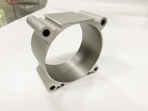 <span class=keywords><strong>Tube</strong></span> en aluminium SAI 32-100 de type Mickey pour cylindre pneumatique - Profilé en aluminium usiné CNC - Disponible en stock - Product Image 5