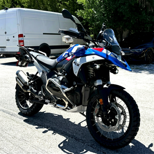 Nouvelle Arrivée Moto d'Aventure 2026 1300GS avec Technologie Avancée pour le Pilote, Garantie de 3 Ans, Disponible à la Vente dans le Monde Entier - Product Image 1