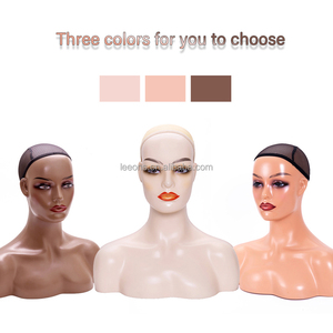 Cabeza de Maniquí Realista de Mujer Afroamericana con Hombros y Soporte para Pelucas - Product Image 4