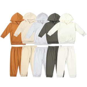 Tuta da bambino personalizzata Unisex per bambini maglione di spugna francese autunno inverno con nome Pullover da ricamo accogliente vestito invernale Unisex - Product Image 4