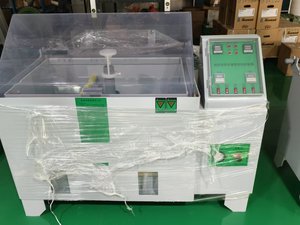 Chambre d'essai de corrosion par pulvérisation de sel de précision en acier inoxydable, testeur de brouillard salin certifié CE pour les tests de R&D et de contrôle qualité en usine - Product Image 5