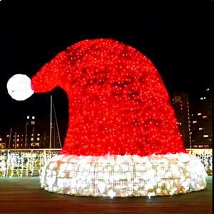Lumières LED en forme de chapeau et de chaussure de Noël pour des décorations de vacances ludiques en extérieur et des décorations commerciales - Product Image 1