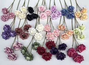 Tout nouveau design réaliste de rose en soie artificielle à 3 têtes fait à la main avec des veines pour le décor de la Saint-Valentin de mariage pour les paramètres de l'hôtel - Product Image 6