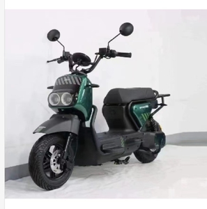 สกู๊ตเตอร์ไฟฟ้าวอลเดน 95 กม. ความเร็วสูง ระยะฐานล้อ 1300 มม. ระบบเบรกดิสก์คู่ ขายส่งรถจักรยานยนต์ไฟฟ้าแบบไม่ดัดแปลง - Product Image 1