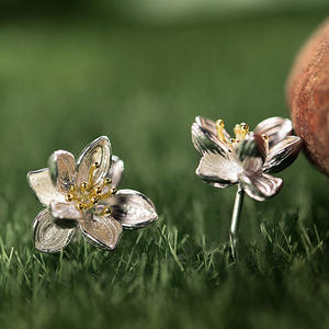 Pendientes de Flor con Baño de Oro de Dos Tonos, Aleación, Joyería de Moda para Mujer, Regalo - Product Image 4