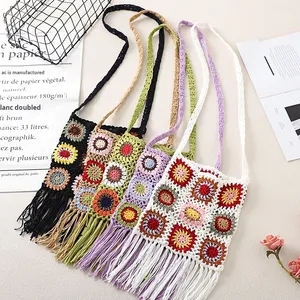 Sac à main vintage en crochet Granny Square avec pompon, en fil tissé, style ethnique, fait main, en polyester, porté épaule ou croisé, photo réelle - Product Image 2