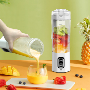Potente Licuadora Portátil de 700 ml, 6 Cuchillas de Alto Rendimiento, Batería de Larga Duración de 6000 mAh - Product Image 2