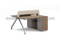 Bureau modulaire convertible moderne à 4 places, poste de travail de coworking, design en bois durable, extensible, espace ouvert, usage commercial