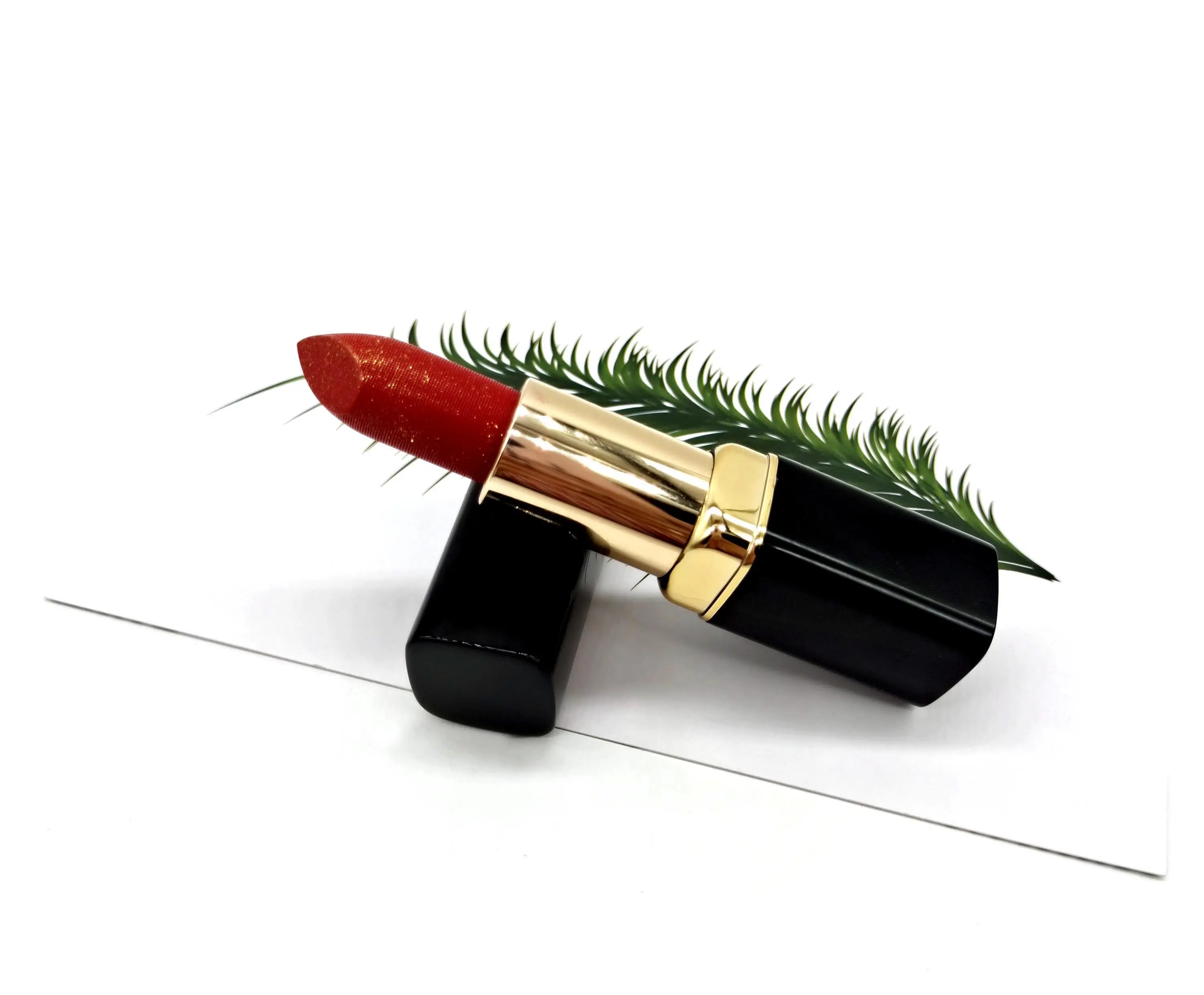 Cetakan Silikon Matte Aluminium Kotak Lipstik, dengan Cap Hot Logo Emas untuk Riasan Wanita