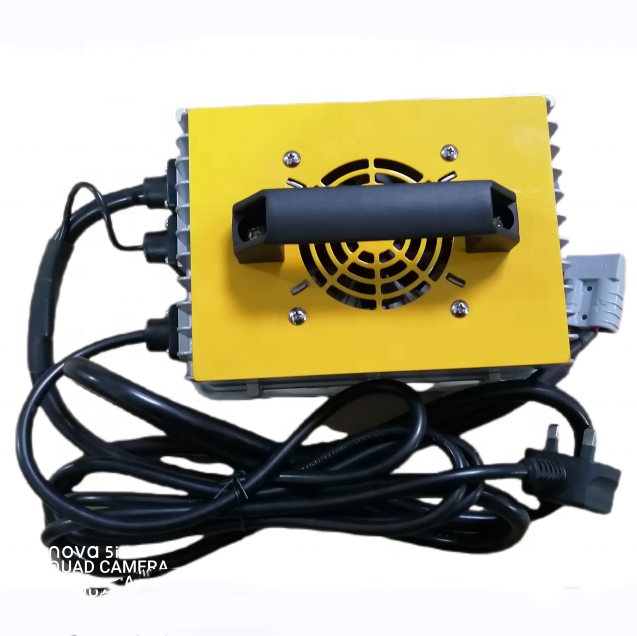 15S 16S 100Ah 120Ah 54.75V 57.6V 58.4V 48V 20A 25A LiFePO4 Battery Charger for EV Car and Solar