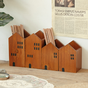 Porte-stylos <span class=keywords><strong>en</strong></span> bois <span class=keywords><strong>en</strong></span> forme de cabane, organiseur de bureau pour fournitures de bureau, joli organiseur de pinceaux et de stylos <span class=keywords><strong>en</strong></span> bois naturel pour la maison et le bureau - Product Image 5