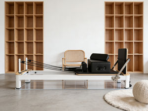 Reformer Pilates en aluminium équilibré de 130 kg avec exercices, ressorts en alliage d'aluminium et <span class=keywords><strong>La</strong></span> Reformer Springs Workout - Product Image 3