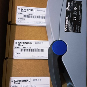 สวิตช์เท้าเหยียบ Schmersal รุ่น ZF 232-11 24 โวลต์ 12 แอมป์ สำหรับใช้งานในอุตสาหกรรม - Product Image 4