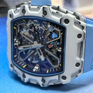 Reloj Mecánico Esqueletizado de Estilo Mecha con Bloques de Color Azul y Blanco, Reloj de Pulsera para Hombre con Indicador de Orientación - Product Image 4