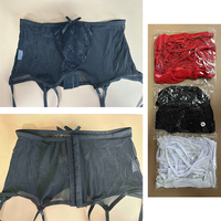 Ensemble de lingerie sexy grande taille noir blanc rouge taille haute en dentelle et résille ajourée pour femme avec jarretelles et culotte en polyester (lot de 2)