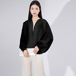 Manteau Cardigan Femme Grande Taille Tendance 2024 Nouvelle Collection Ample Manches Chauve-Souris Polyvalent Vente en Gros Usine Automne - Product Image 5