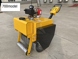 Xinsda 330KG marche derrière le rouleau d'impact à tambour unique fabriqué pour le moteur de composant de base de construction de routes inclus - Product Image 3