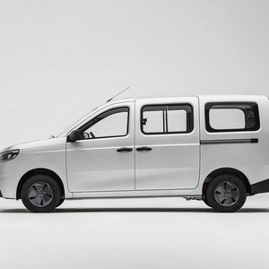 Minivan Wuling Rongguang Nueva Súper Conveniente, <span class=keywords><strong>5</strong></span> Asientos, Volante a la Izquierda, Asientos <span class=keywords><strong>de</strong></span> Cuero o Tela - Product Image 5