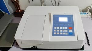 UV-1800 Laboratuvar Taşınabilir UV Vis Spektrofotometre Cihazı 190-1100nm, Ekran Malzemeleri Optik Analiz Testi için - Product Image 6