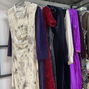 Wholesale High Quality <strong>Gold</strong> Velvet Cheap <strong>Clothes</strong> Slip Flocked <strong>Clothes</strong> Used Dress for Second Hand <strong>Clothes</strong> - Product Image 3