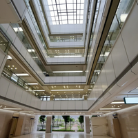 Façade murale courbée moderne en aluminium, panneau de mur vitré unitaire pour projets de construction extérieurs