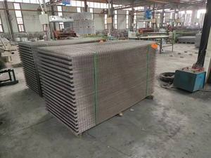 2.4*4.8m 200*200mm SL62 SL82 Treillis métallique soudé en béton armé en aluminium à bas <span class=keywords><strong>prix</strong></span> de haute qualité pour la construction - Product Image 6