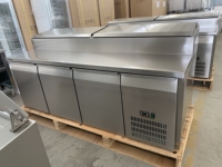 Équipement de cuisine commercial sur mesure OEM, table de préparation de pizzas en acier inoxydable 304 avec refroidissement par ventilateur, 2 ou 3 portes, réfrigérateur