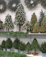 Sapin de Noël floqué en PE de 36-60 cm, design incurvé unique avec clochettes rouges, décoration de table de Noël, ornement suspendu de boutique pour les fêtes