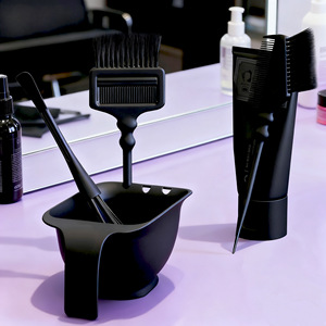 Juego de brochas para teñir el cabello, herramientas de peluquería de plástico negro, brocha para tazón, peine, exprimidor de crema, mezclador, duradero, talla única - Product Image 1