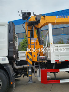 8T क्रेन रोड बचाव वाहन के साथ HOWO टो ट्रक, डेरिक लिफ्टिंग और टूटे हुए वाहनों को खींचने के साथ - Product Image 6