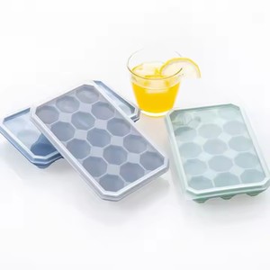 Molde de Hielo de Silicona Transparente con Tapa, 15 Cubos en Forma de Diamante, Fácil de Desmoldar, Precio de Fábrica - Product Image 5