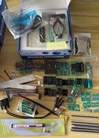 Programmateur universel original de haute qualité RT809H avec 38 adaptateurs, prises et stylo à ventouse, compatible avec les outils de programmation IC.