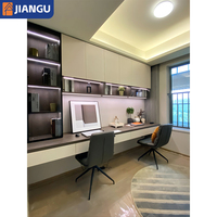 Bureau d'étude mural moderne et minimaliste sur mesure pour toute la maison, table de jeu PC double personne