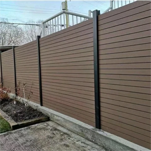 Panneau <span class=keywords><strong>de</strong></span> clôture modulaire <span class=keywords><strong>en</strong></span> composite <span class=keywords><strong>bois</strong></span>-plastique (WPC) imperméable <span class=keywords><strong>pour</strong></span> extérieur, avec treillis <span class=keywords><strong>en</strong></span> aluminium, clôture <span class=keywords><strong>de</strong></span> <span class=keywords><strong>jardin</strong></span> <span class=keywords><strong>en</strong></span> métal, taille personnalisée - Product Image 5