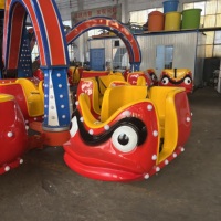 Manège Électrique en Fibre de Verre en Forme de Pieuvre pour Parc d'Attractions, Fête Foraine, Carnaval, Grandes Structures de Jeux Extérieures pour Enfants