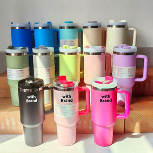 Vente en gros usine, Gobelet isotherme en acier inoxydable avec couvercle à paille rabattable, design de marque, pour voyage, camping et voiture, avec poignée - Product Image 4